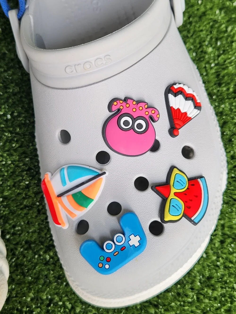Crocs Kids' Boys Duet Max II Gray Clogs Size 2 Slip-on Comfort Sandals -Jibbitzs
